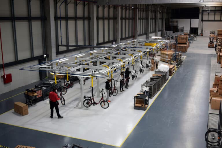 NEOMOUV annonce l’acquisition du fabricant de vélo portugais UNIBIKE